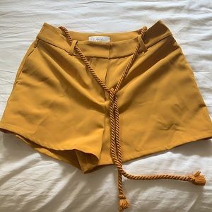 L'Academie Jennica Short